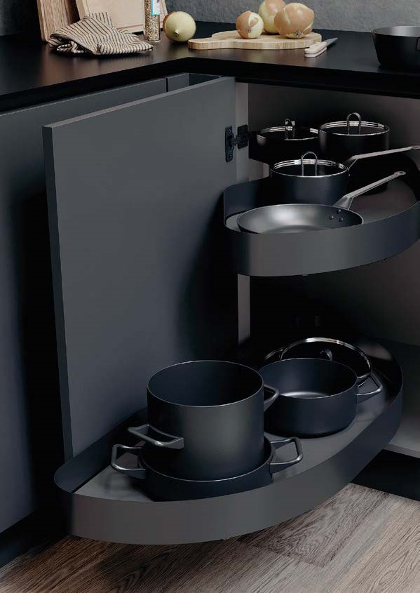 Kücheneckschrank mit Auszügen